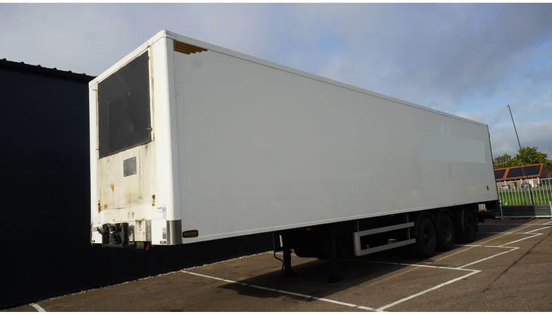 H.T.F. 3 AXLE ISOTHERM BOX TRAILER - Refrigerator semi-trailer: picture 2 H.T.F. 3 AXLE ISOTHERM BOX TRAILER - Refrigerator semi-trailer: picture 2