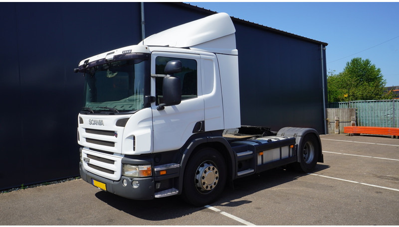 Scania P 320 EURO 5 695.000KM - Tractor unit: picture 3 Scania P 320 EURO 5 695.000KM - Tractor unit: picture 3