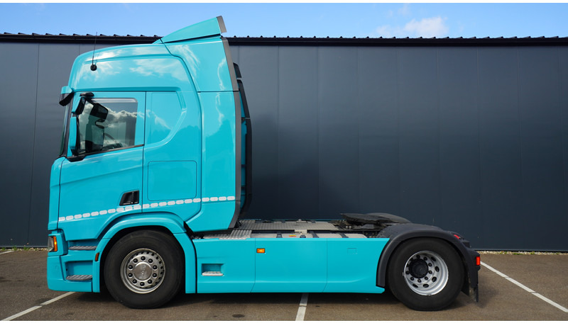 Scania R 450 TOPLINE EURO 6 RETARDER - Tractor unit: picture 1 Scania R 450 TOPLINE EURO 6 RETARDER - Tractor unit: picture 1
