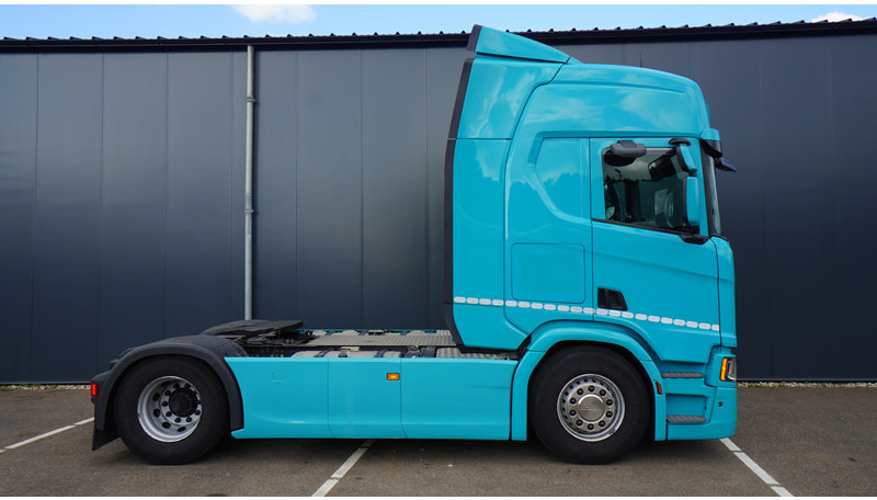 Scania R 450 TOPLINE EURO 6 RETARDER - Tractor unit: picture 2 Scania R 450 TOPLINE EURO 6 RETARDER - Tractor unit: picture 2