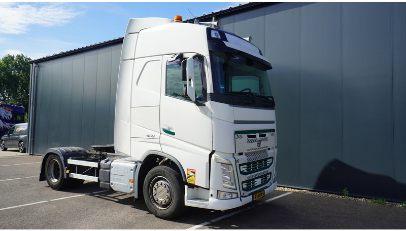 Volvo FH 460 EURO 6 GLOBETROTTER - Tractor unit: picture 4 Volvo FH 460 EURO 6 GLOBETROTTER - Tractor unit: picture 4