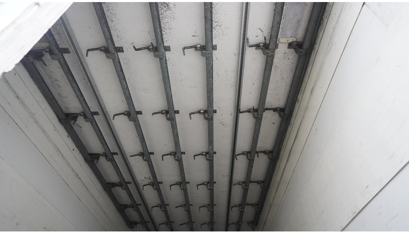 Van Eck Refrigerated trailer with meat hanging system - Refrigerator semi-trailer: picture 4 Van Eck Refrigerated trailer with meat hanging system - Refrigerator semi-trailer: picture 4