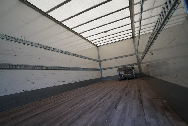 Volvo FL 280 CLOSED BOX BROKEN ENGINE NOT DRIVABLE - Box truck: picture 4 Volvo FL 280 CLOSED BOX BROKEN ENGINE NOT DRIVABLE - Box truck: picture 4