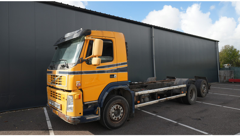 Volvo FM 9/340 6X2 Chassis truck - Cab chassis truck: picture 3 Volvo FM 9/340 6X2 Chassis truck - Cab chassis truck: picture 3
