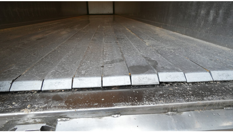 Kraker Walking floor trailer - Walking floor semi-trailer: picture 5 Kraker Walking floor trailer - Walking floor semi-trailer: picture 5