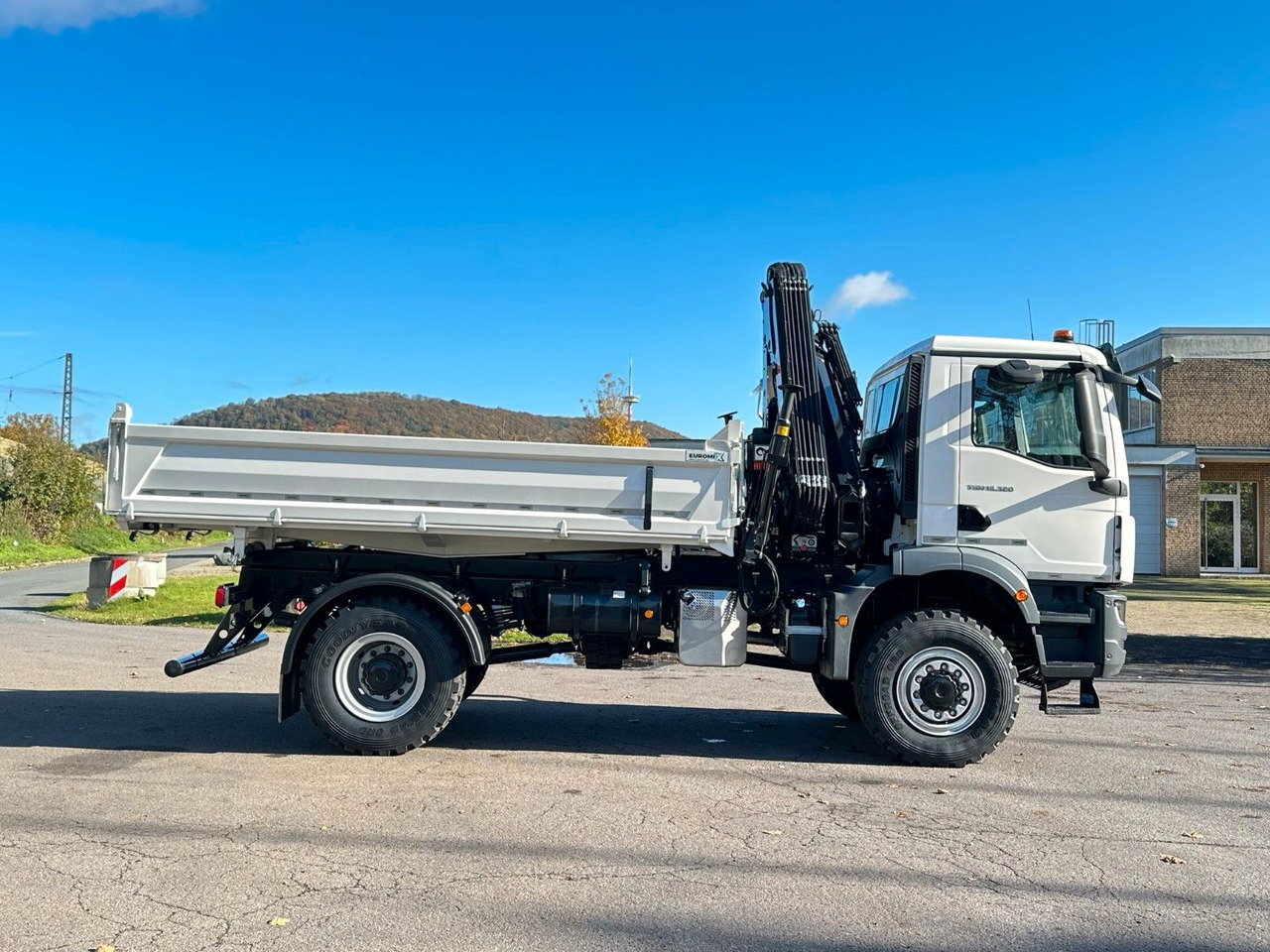 MAN TGM 18.320 4x4 /Singelbereift/einzelbereift Kran - Tipper, Crane truck: picture 5 MAN TGM 18.320 4x4 /Singelbereift/einzelbereift Kran - Tipper, Crane truck: picture 5