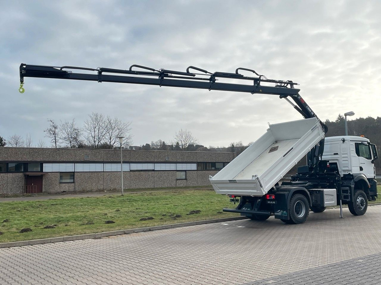 MAN TGS 18.400 TG3 4x4 Euro6e Hiab X-HiDuo 138DS-4 - Tipper, Crane truck: picture 5 MAN TGS 18.400 TG3 4x4 Euro6e Hiab X-HiDuo 138DS-4 - Tipper, Crane truck: picture 5