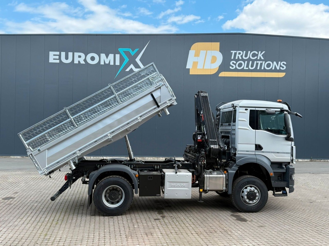 Leasing of  MAN TGS 18.400 TG3 4x4 Euro6e  Hiab X-HiDuo 138DS-4 MAN TGS 18.400 TG3 4x4 Euro6e  Hiab X-HiDuo 138DS-4: picture 10