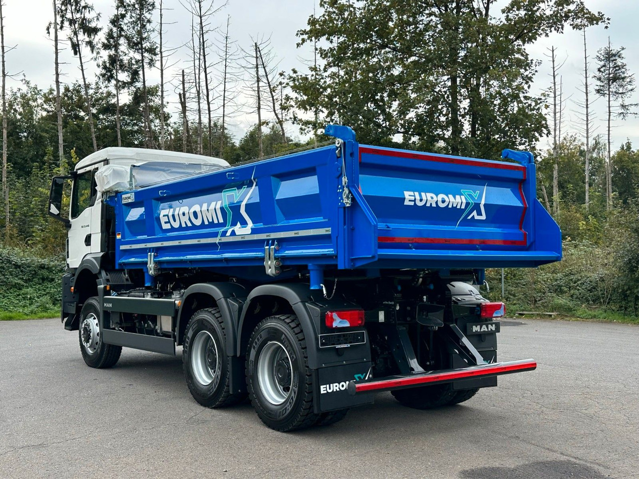 MAN TGS 33.440 6x6 /Euro6 3-Seiten-Kipper EuromixMTP - Tipper: picture 4 MAN TGS 33.440 6x6 /Euro6 3-Seiten-Kipper EuromixMTP - Tipper: picture 4