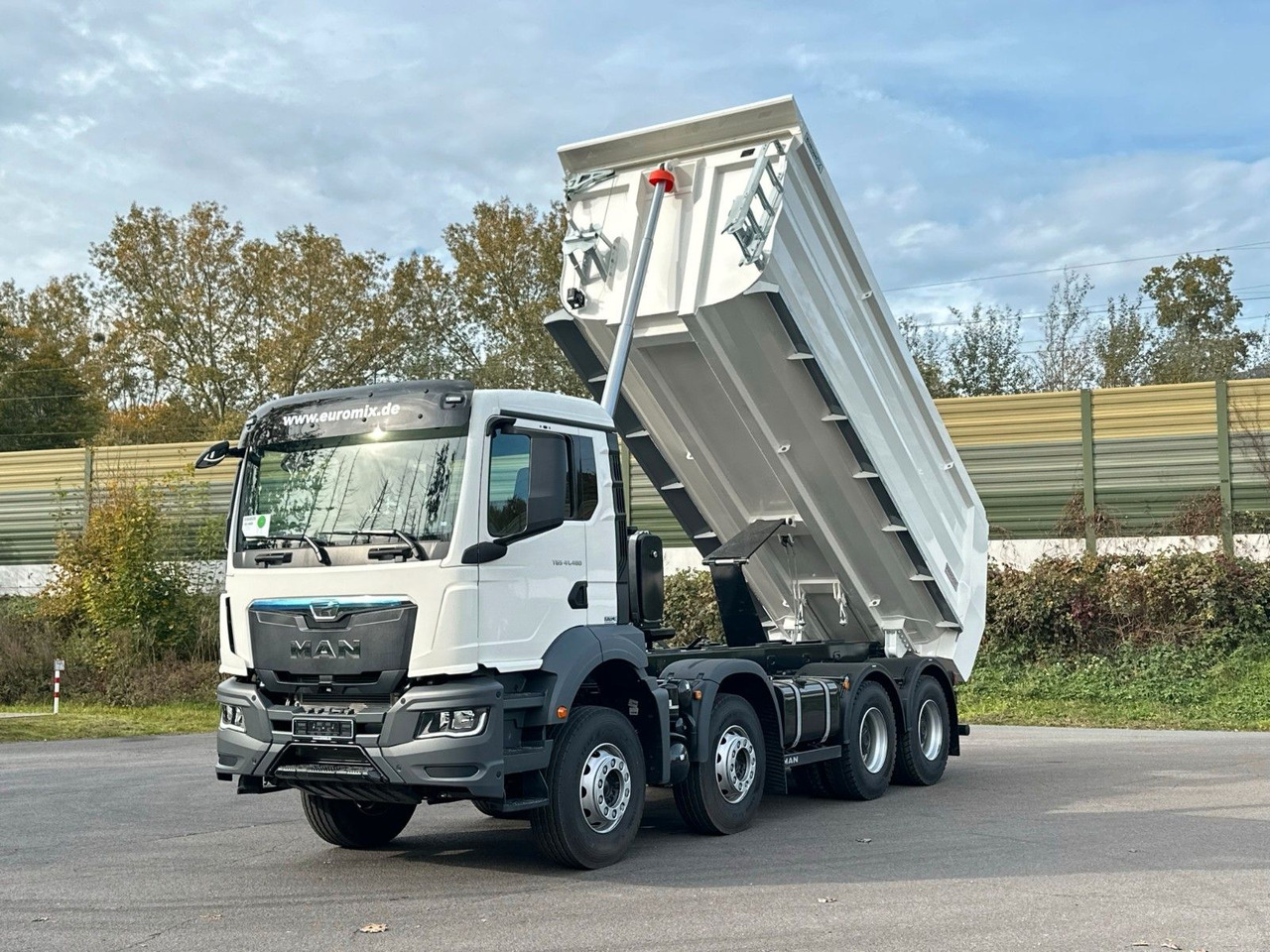 MAN TGS 41.520 BB 8X4 Euromix Retarder - Tipper: picture 3 MAN TGS 41.520 BB 8X4 Euromix Retarder - Tipper: picture 3