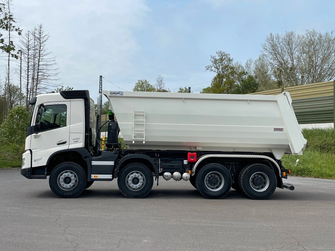 Volvo FMX 460 8x4 EuromixMTP EMK 20m³ Mulden Kipper - Tipper: picture 3 Volvo FMX 460 8x4 EuromixMTP EMK 20m³ Mulden Kipper - Tipper: picture 3