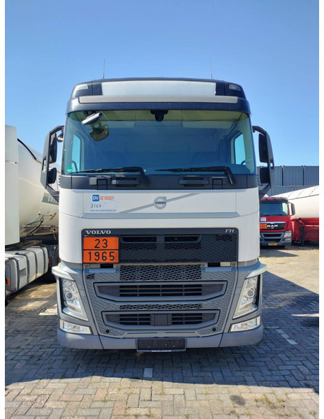Volvo FH 420 8x2-4 -32791 L Gas tank truck -Gas, Gaz, LPG, GPL, Propane, Butane tank, Gastank ID 2.169 Eurotank, flowmeter, pump - Tank truck: picture 4 Volvo FH 420 8x2-4 -32791 L Gas tank truck -Gas, Gaz, LPG, GPL, Propane, Butane tank, Gastank ID 2.169 Eurotank, flowmeter, pump - Tank truck: picture 4