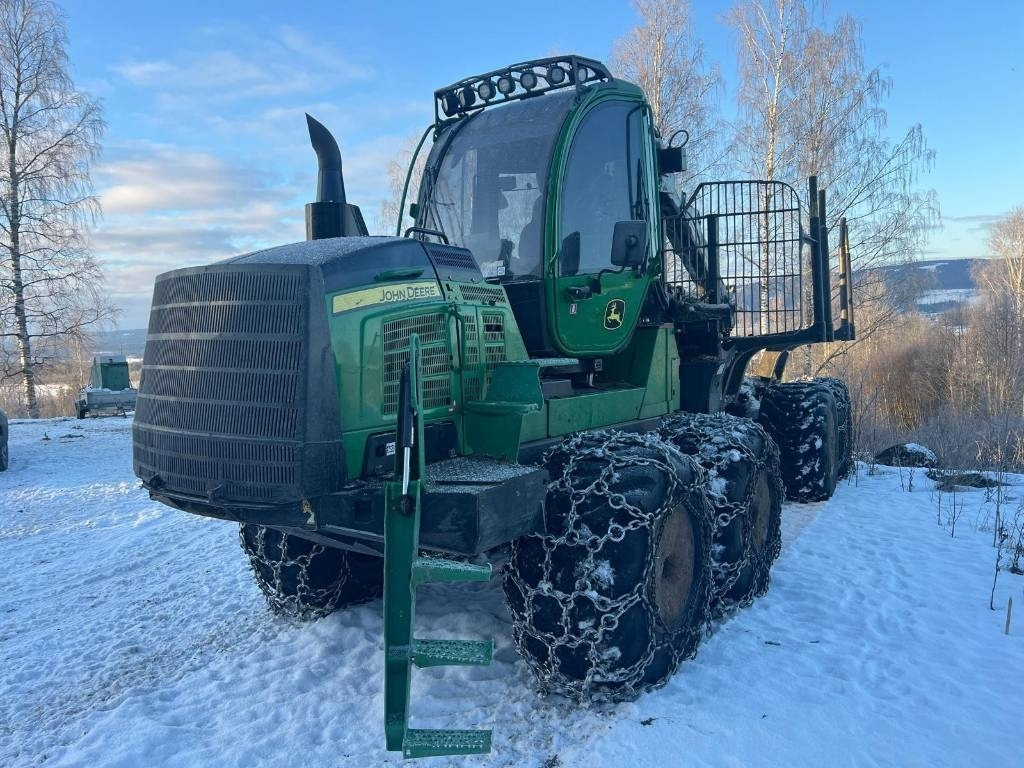 John Deere 1110G - Forwarder: picture 5 John Deere 1110G - Forwarder: picture 5