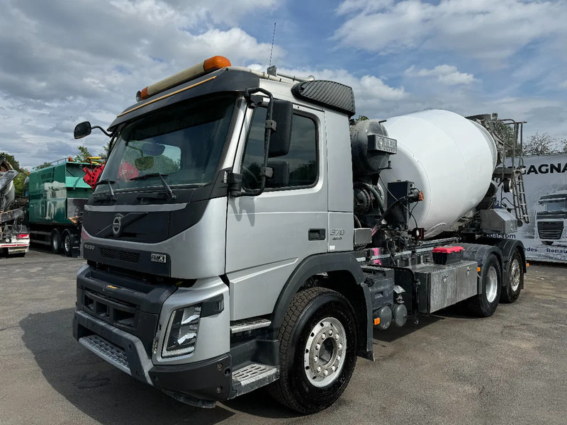 Volvo FMX 370 6x2*4, Mixer + Hydraulic-slide, 2015 - Concrete mixer truck: picture 3 Volvo FMX 370 6x2*4, Mixer + Hydraulic-slide, 2015 - Concrete mixer truck: picture 3