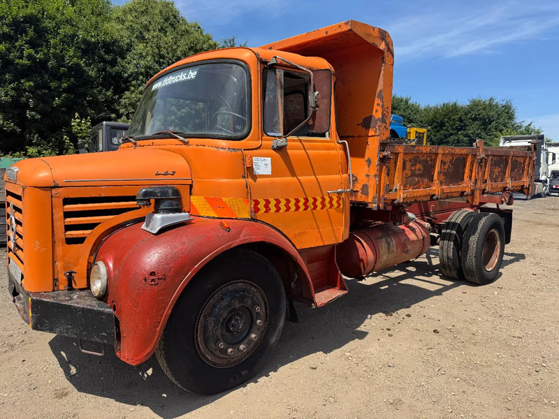 BERLIET L62 **4CYL-BENNE** - Tipper: picture 1 BERLIET L62 **4CYL-BENNE** - Tipper: picture 1