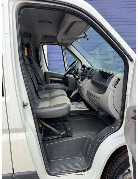 Fiat Ducato **6SEATS-AC-EURO 4** - Small van, Combi van: picture 5 Fiat Ducato **6SEATS-AC-EURO 4** - Small van, Combi van: picture 5