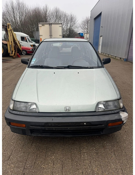 Honda Civic **PETROL-BENZINE** - Car: picture 2 Honda Civic **PETROL-BENZINE** - Car: picture 2