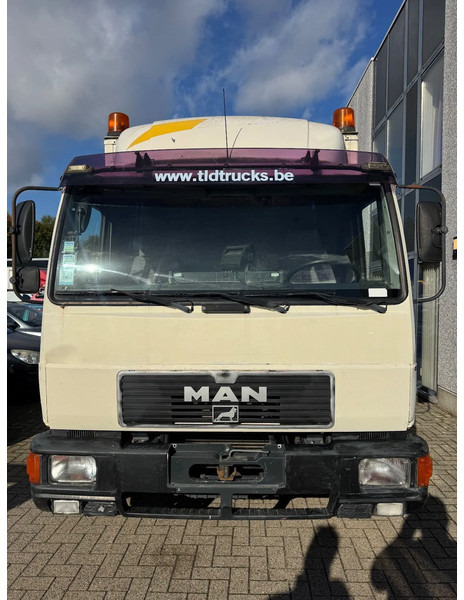 MAN 8.163 **BELGIAN TRUCK-FULL STEEL SUSPENSION** - Box truck: picture 2 MAN 8.163 **BELGIAN TRUCK-FULL STEEL SUSPENSION** - Box truck: picture 2