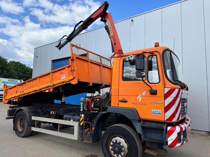 MAN ME18.250 **4x4-PALFINGER PK7501-182000Km** - Tipper, Crane truck: picture 1 MAN ME18.250 **4x4-PALFINGER PK7501-182000Km** - Tipper, Crane truck: picture 1