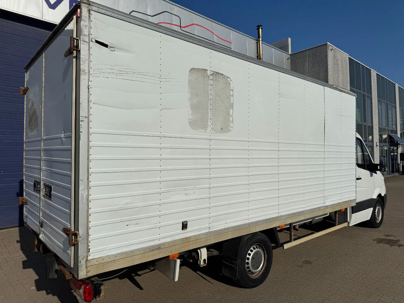 Mercedes-Benz Sprinter 313 **BOX 4.94L-MANUAL GEARBOX** - Box van: picture 4 Mercedes-Benz Sprinter 313 **BOX 4.94L-MANUAL GEARBOX** - Box van: picture 4