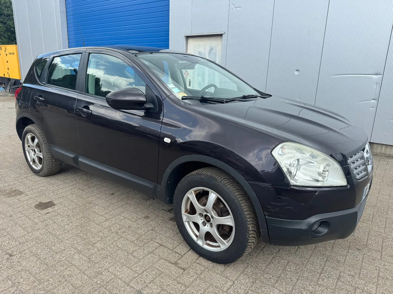 Nissan QASHQAI **DIESEL-AIRCO** - SUV: picture 3 Nissan QASHQAI **DIESEL-AIRCO** - SUV: picture 3