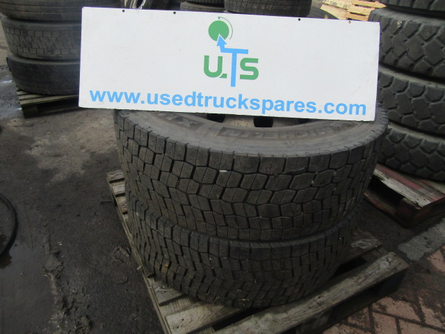 315/70/22.5 ALCOA (2) MICHILEN DRIVE PATTERN - Tire for Truck: picture 1 315/70/22.5 ALCOA (2) MICHILEN DRIVE PATTERN - Tire for Truck: picture 1