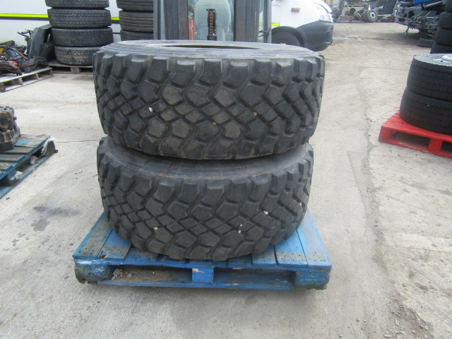 465/65/22.5 MICHELIN TRACK GRIP TYRE WITH RIM - Tire for Truck: picture 1 465/65/22.5 MICHELIN TRACK GRIP TYRE WITH RIM - Tire for Truck: picture 1
