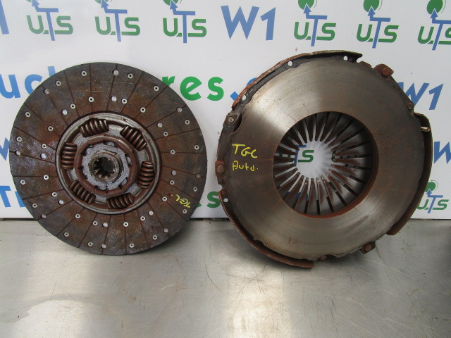 MAN TGL DO834 LFL54 AUTO 2 PIECE CLUTCH - Engine and parts for Truck: picture 2 MAN TGL DO834 LFL54 AUTO 2 PIECE CLUTCH - Engine and parts for Truck: picture 2