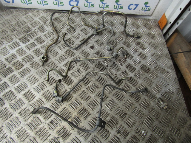 MITSUBISHI CANTER INJECTOR / FUEL PIPE (SET OF 7) - Fuel processing/ Fuel delivery for Truck: picture 2 MITSUBISHI CANTER INJECTOR / FUEL PIPE (SET OF 7) - Fuel processing/ Fuel delivery for Truck: picture 2