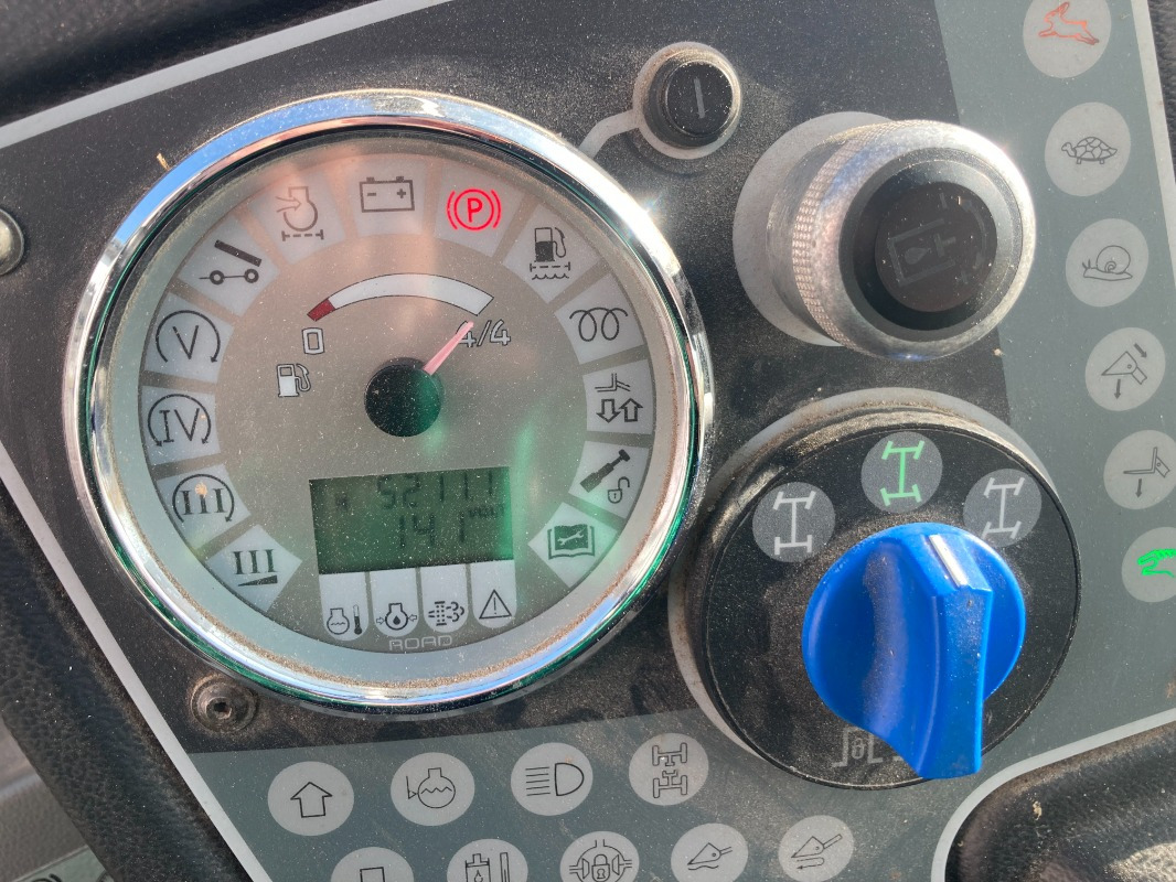 CLAAS SCORPION 7050 - Loader: picture 3 CLAAS SCORPION 7050 - Loader: picture 3