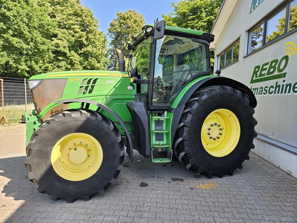 John Deere 6210R - Farm tractor: picture 1 John Deere 6210R - Farm tractor: picture 1
