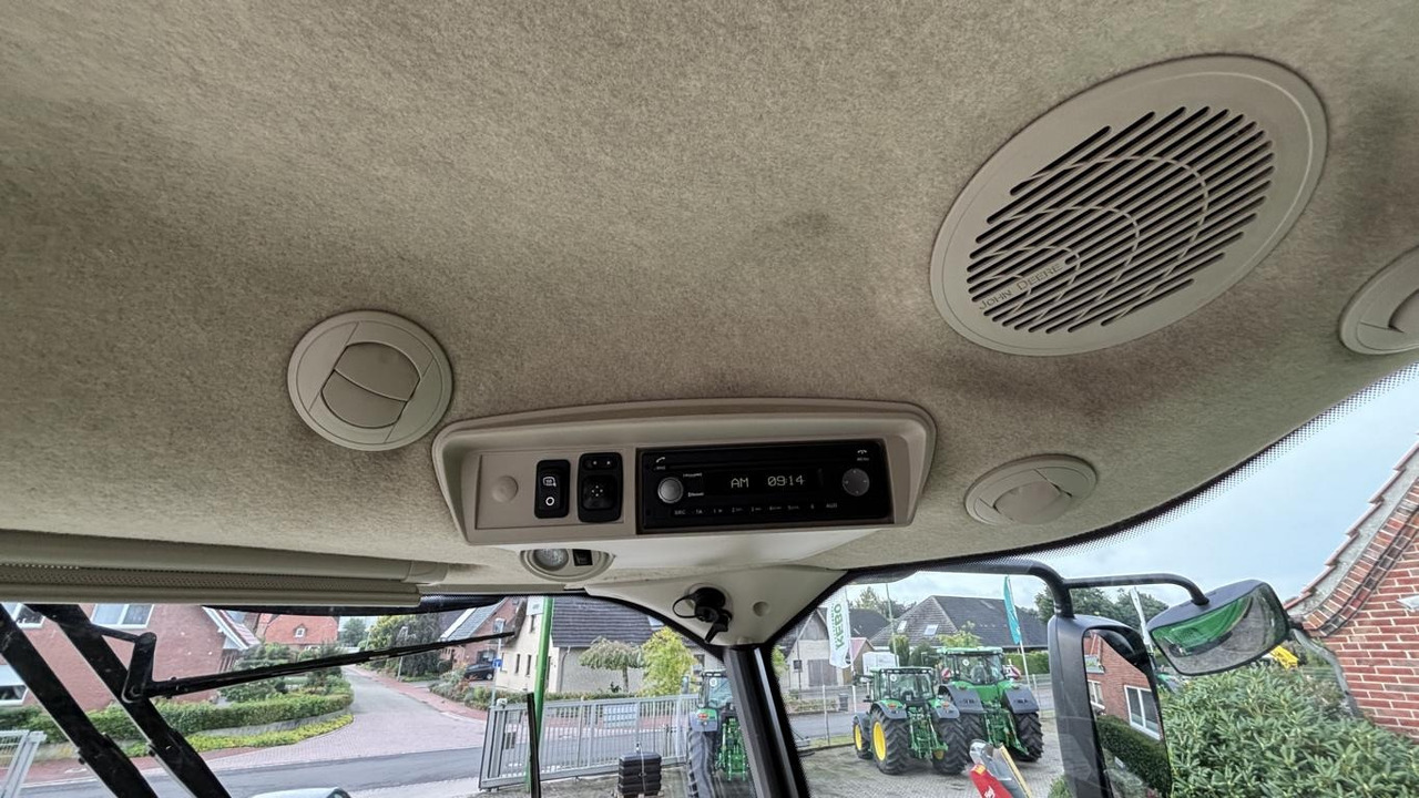 John Deere T660 - Combine harvester: picture 4 John Deere T660 - Combine harvester: picture 4