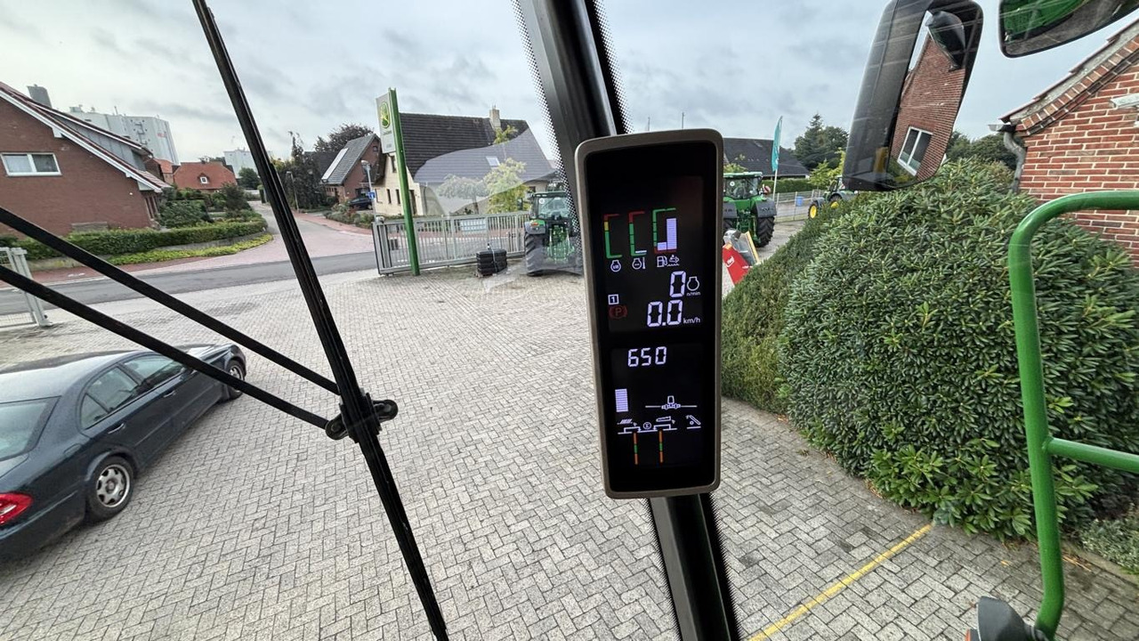 John Deere T660 - Combine harvester: picture 5 John Deere T660 - Combine harvester: picture 5