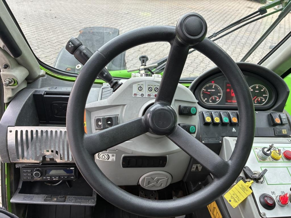 Merlo P32.6 Top 100 - Loader: picture 5 Merlo P32.6 Top 100 - Loader: picture 5