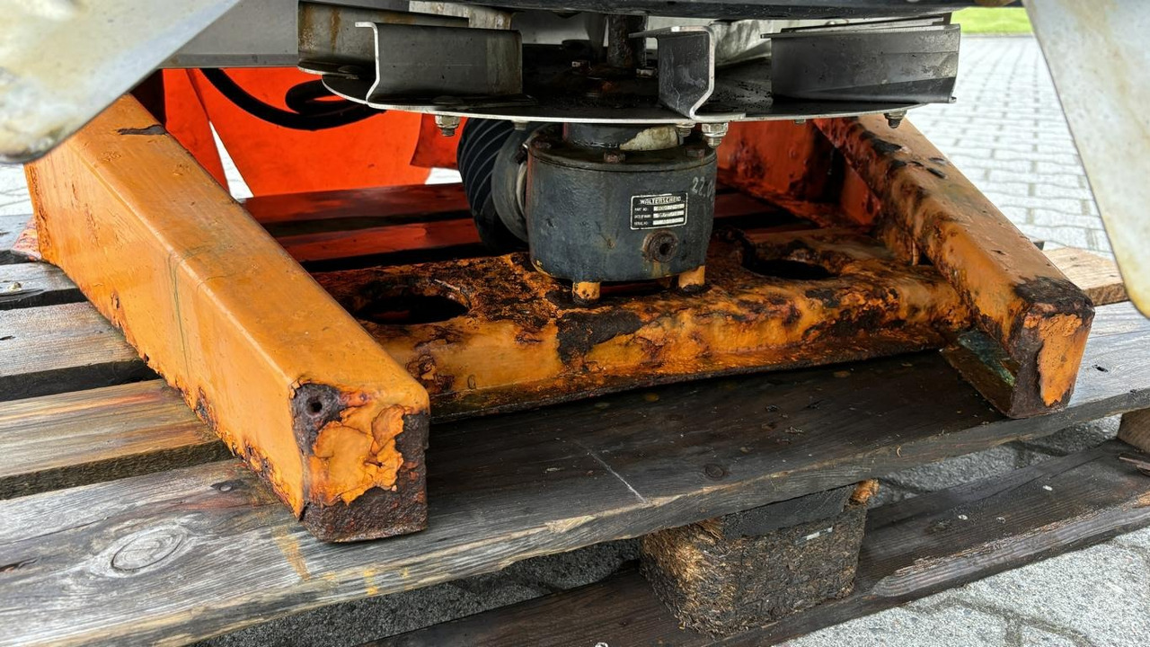 Rauch AXEO 18.1 H - Sand/ Salt spreader: picture 4 Rauch AXEO 18.1 H - Sand/ Salt spreader: picture 4