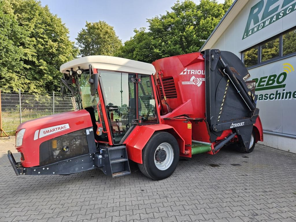 Trioliet SMART TRAC TS1-1200 - Forage mixer wagon: picture 1 Trioliet SMART TRAC TS1-1200 - Forage mixer wagon: picture 1