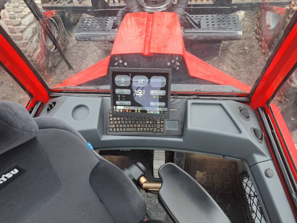 Komatsu 855 - Forwarder: picture 3 Komatsu 855 - Forwarder: picture 3