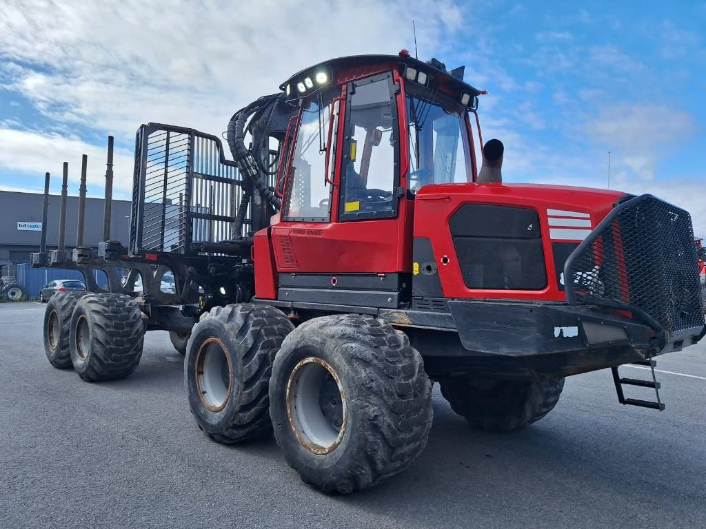 Komatsu 875 - Forwarder: picture 1 Komatsu 875 - Forwarder: picture 1