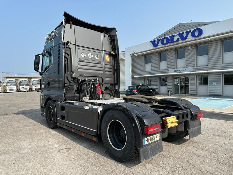 MAN TGX - Tractor unit: picture 3 MAN TGX - Tractor unit: picture 3