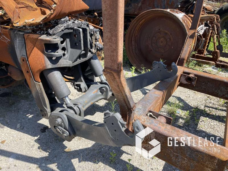 Massey Ferguson MF8S - Farm tractor: picture 2 Massey Ferguson MF8S - Farm tractor: picture 2