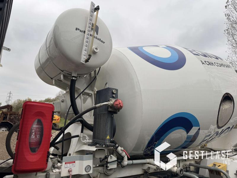 Concrete mixer truck Renault C480: picture 12