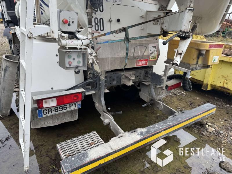 Concrete mixer truck Renault C480: picture 6