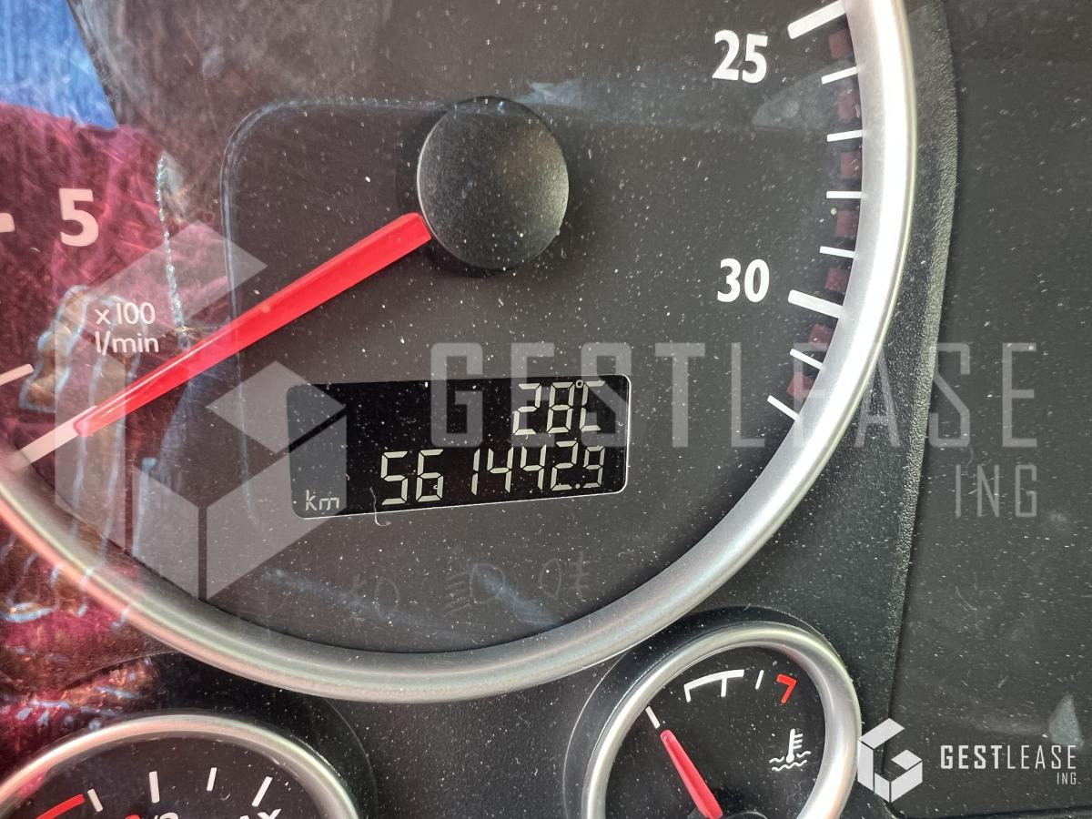 Tractor unit MAN TGX 18.680: picture 6