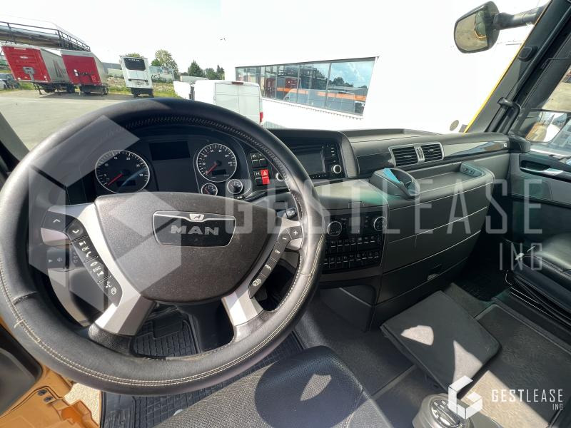 Tractor unit MAN TGX 18.680: picture 9