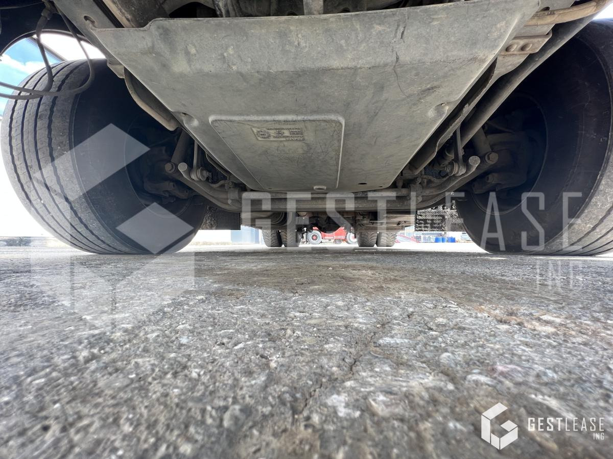 Tractor unit MAN TGX 18.680: picture 11