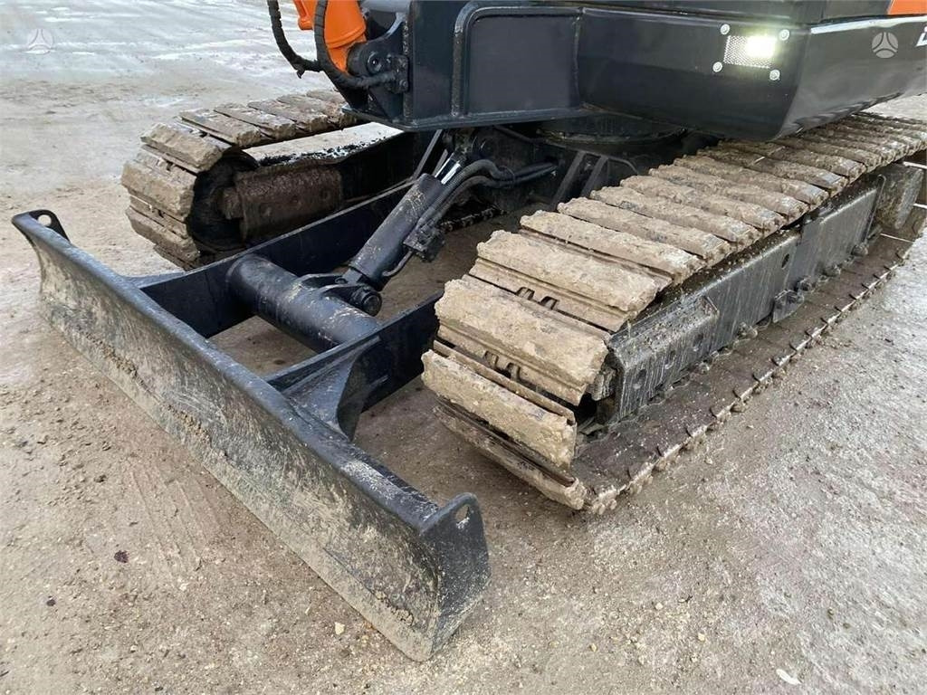 Mini excavator Doosan DX 60 C: picture 9