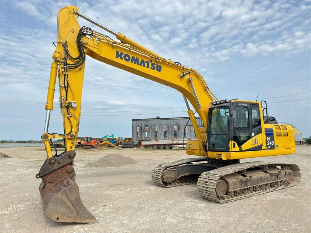 Komatsu PC 240 LC-10 - Crawler excavator: picture 2 Komatsu PC 240 LC-10 - Crawler excavator: picture 2