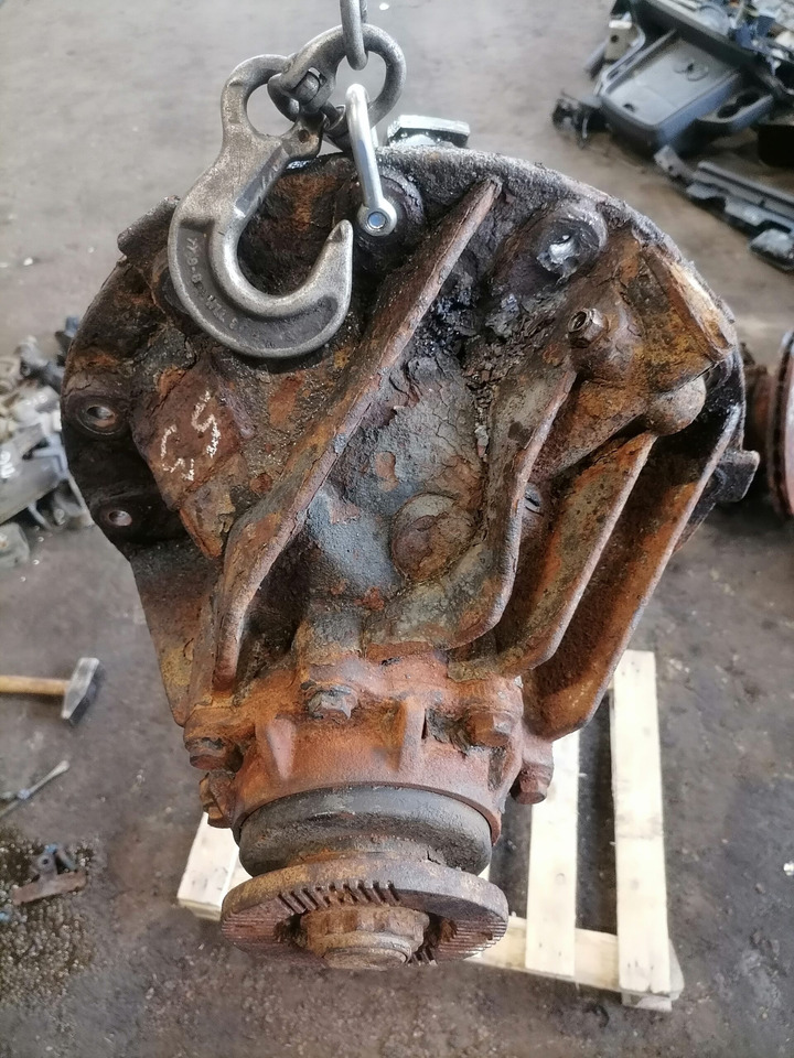 MAN Axel gear 3,7 81350106168 - Final drive for Truck: picture 4 MAN Axel gear 3,7 81350106168 - Final drive for Truck: picture 4