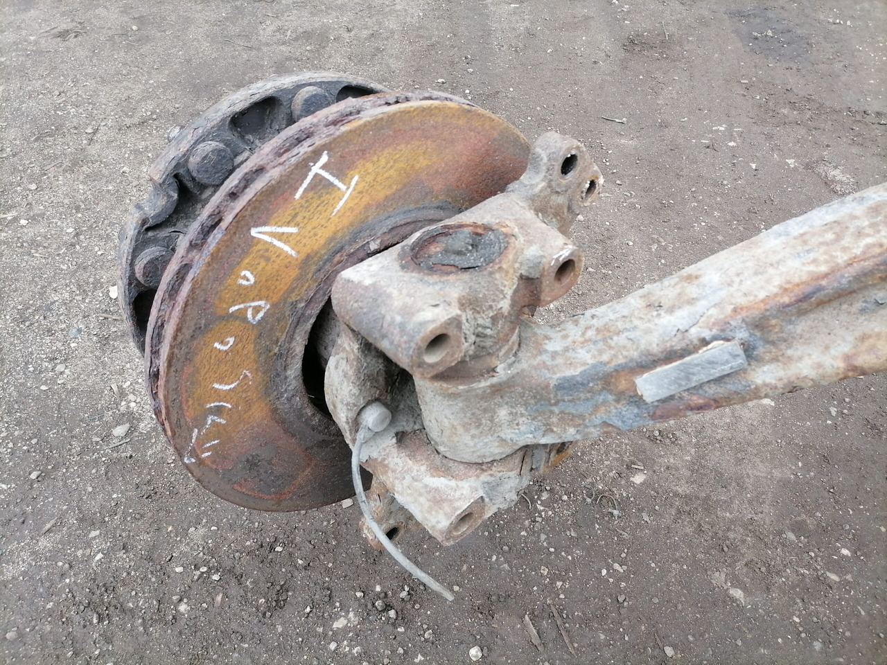 MAN Axel housing 81441013143 - Front axle for Truck: picture 3 MAN Axel housing 81441013143 - Front axle for Truck: picture 3
