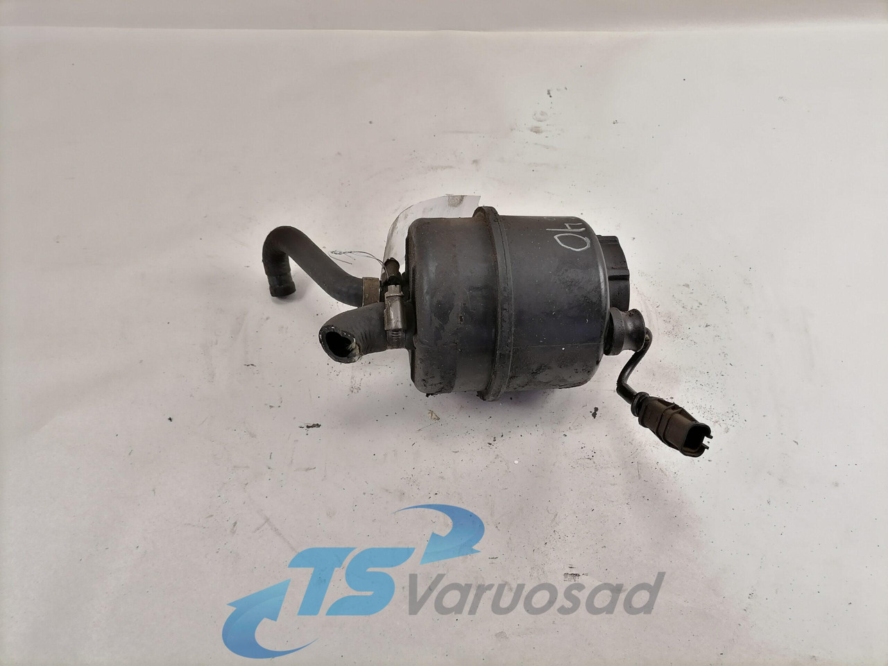 MAN Roolisüsteemi õlimahuti 81473016054 - Steering hose for Truck: picture 1 MAN Roolisüsteemi õlimahuti 81473016054 - Steering hose for Truck: picture 1